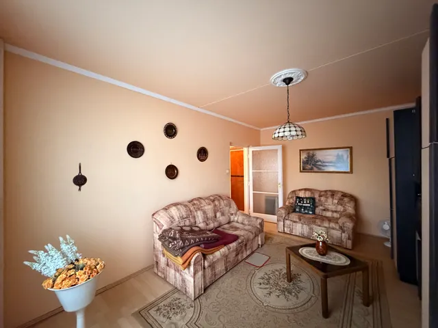 Eladó lakás Győr, Adyváros 44 nm