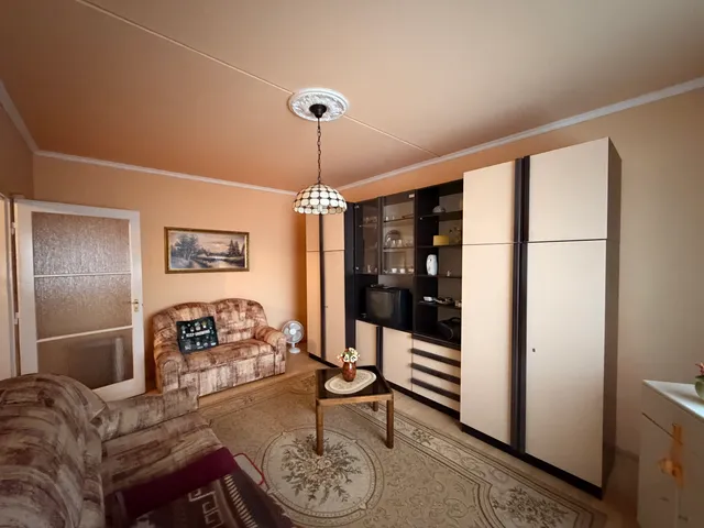 Eladó lakás Győr, Adyváros 44 nm