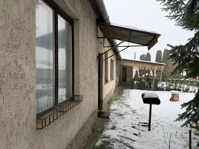 Eladó ház Pázmándfalu 105 nm