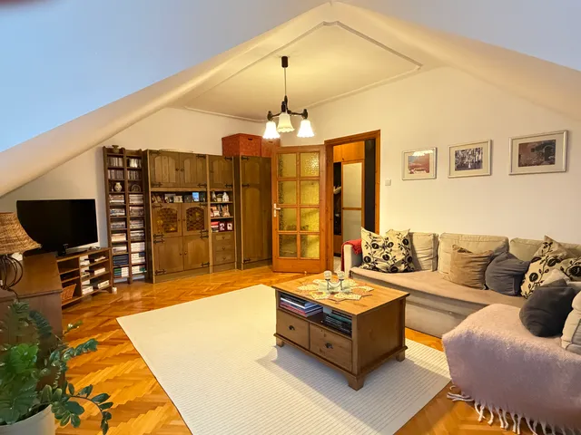 Eladó lakás Győr, Révfalu 62 nm