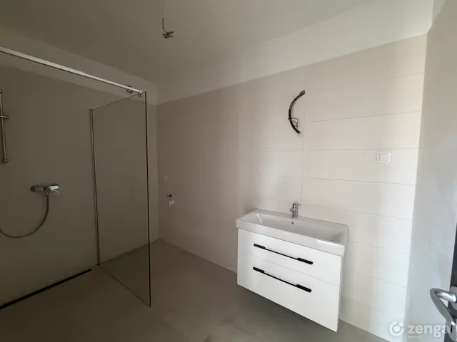 Eladó lakás Győr, Szitásdomb 75 nm