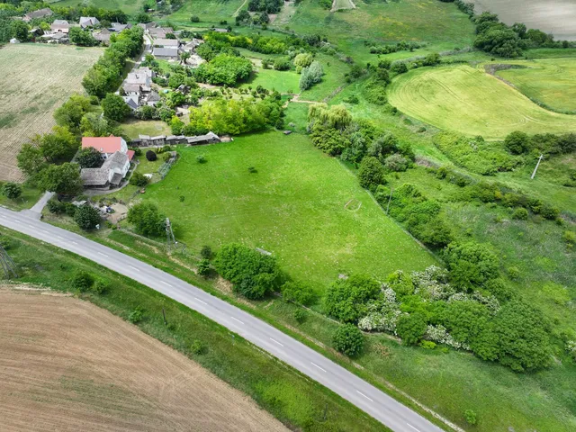Eladó ház Töttös 300 nm