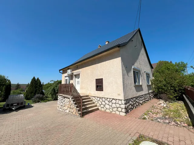 Eladó ház Himesháza 110 nm