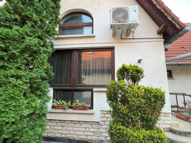 Eladó ház Bóly 250 nm
