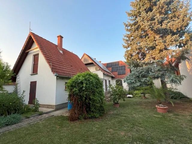 Eladó ház Bóly 250 nm