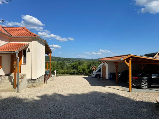 Eladó ház Almamellék 80 nm