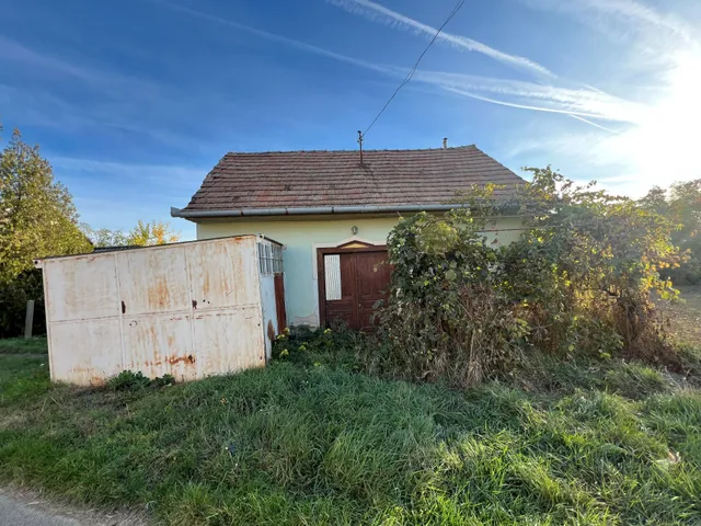 Eladó mezőgazdasági ingatlan Bóly 40 nm
