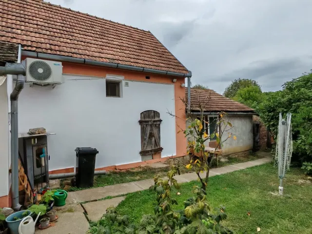 Eladó ház Lakócsa 64 nm