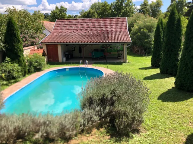 Eladó ház Almáskeresztúr 165 nm