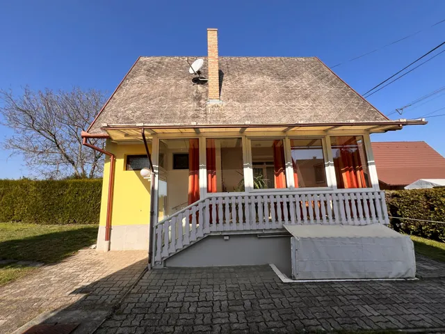 Eladó üdülő és hétvégi ház Mohács 65 nm