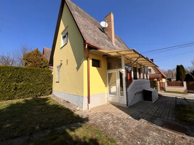 Eladó üdülő és hétvégi ház Mohács 65 nm