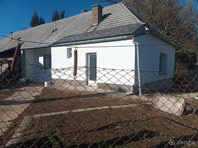 Eladó ház Zirc 65 nm