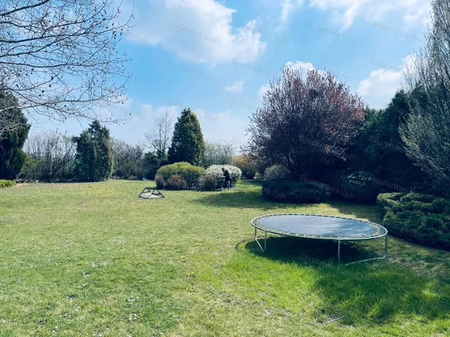 Eladó ház Ikrény 204 nm