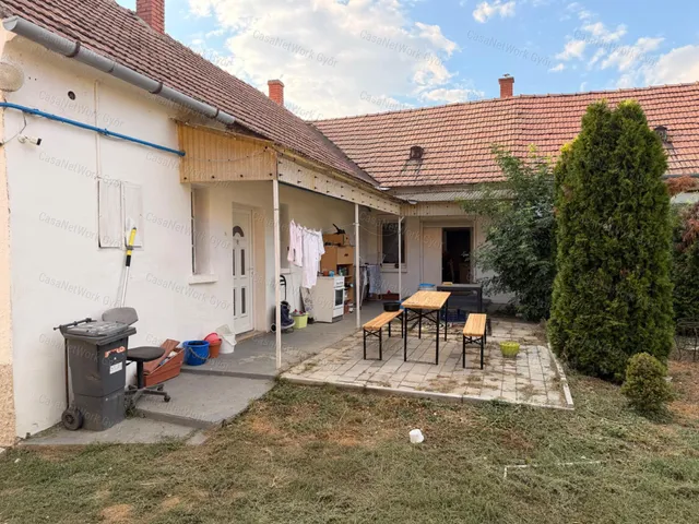 Eladó ház Szil 159 nm