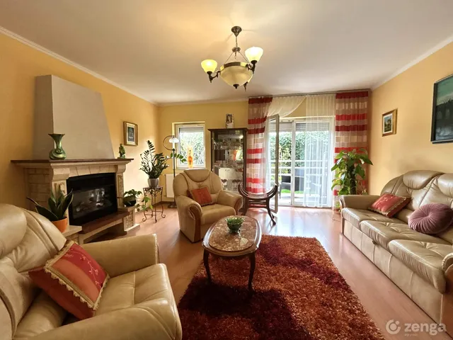 Kiadó lakás Érd, Vincellér 94 nm