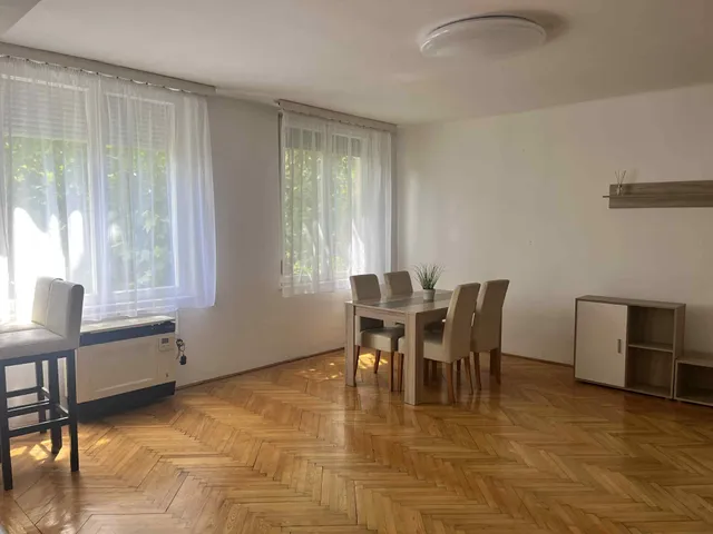 Kiadó lakás Debrecen, Nagyerdőalja 57 nm