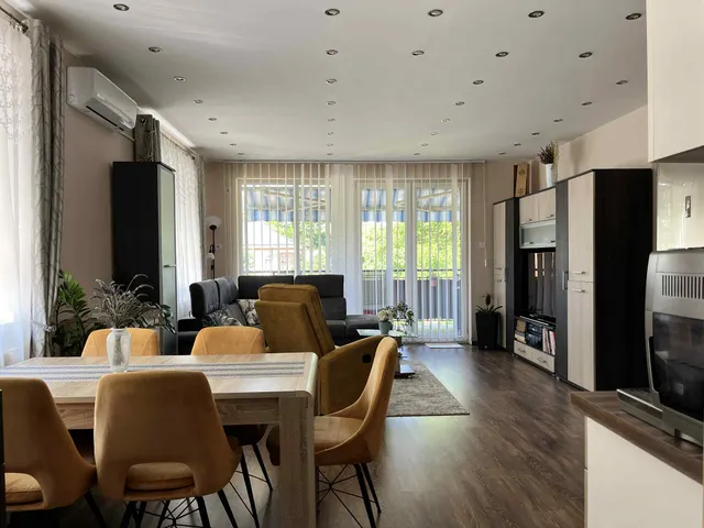 Eladó lakás Debrecen, Úrrétje 84 nm