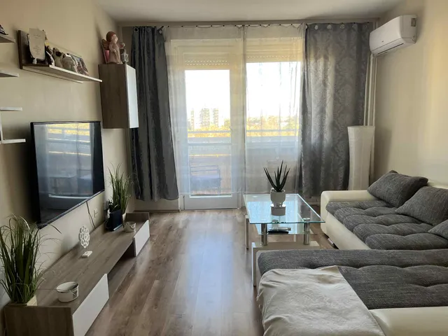 Eladó lakás Debrecen, Tócóskert 67 nm