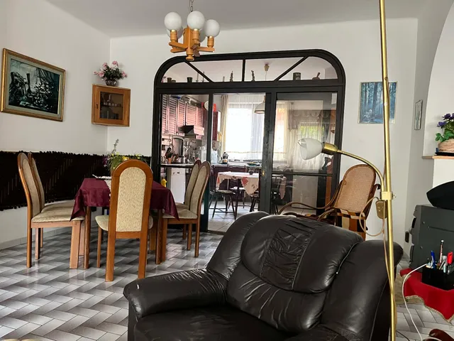 Eladó ház Debrecen, Akadémiakert 220 nm