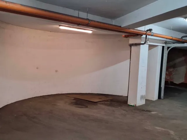 Eladó garázs Debrecen, Wesselényi-lakótelep 21 nm
