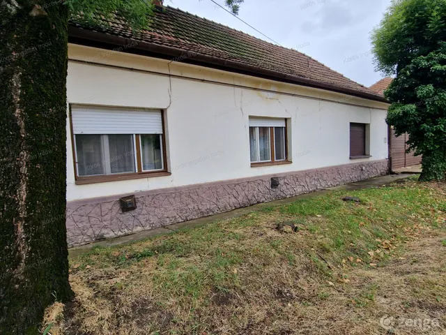 Eladó ház Szarvas 140 nm