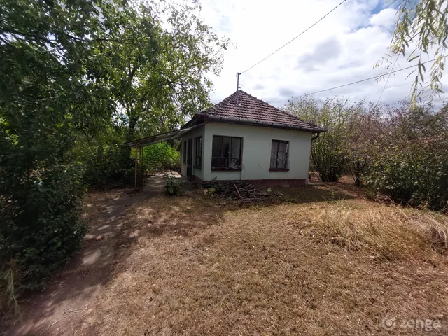 Eladó telek Telekgerendás 1442 nm