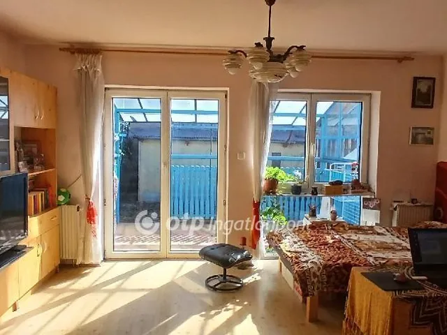 Eladó lakás Budapest XXI. kerület 74 nm