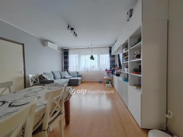 Eladó lakás Budapest X. kerület, Újhegy 68 nm