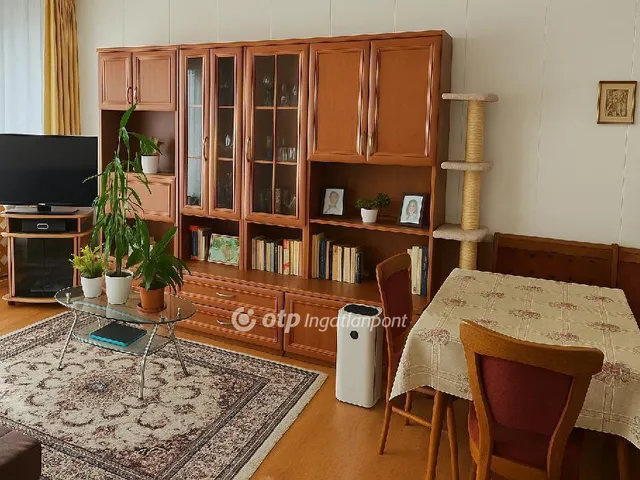 Eladó lakás Budapest XXI. kerület, Csillagtelep 68 nm