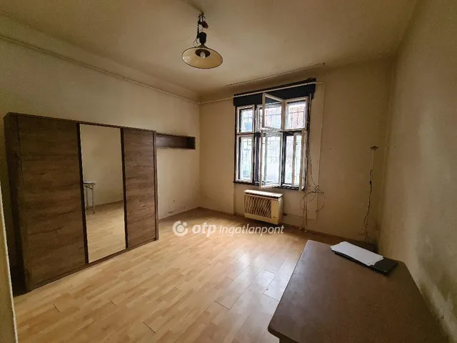 Eladó lakás Budapest XXI. kerület 33 nm
