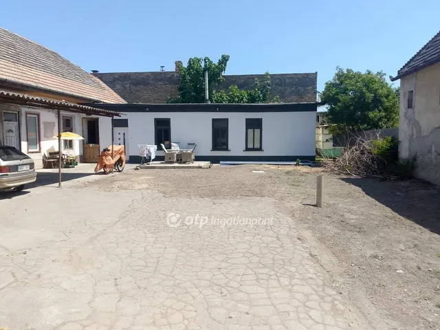 Eladó ház Kiskunlacháza 66 nm