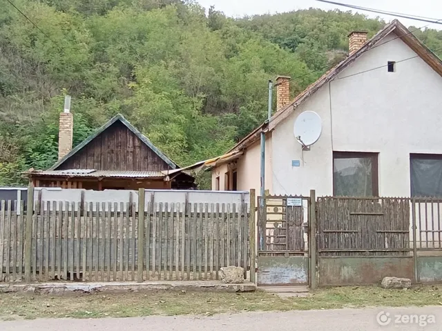 Eladó ház Recsk 66 nm