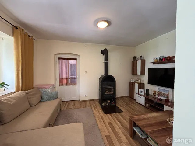 Eladó ház Iregszemcse 65 nm