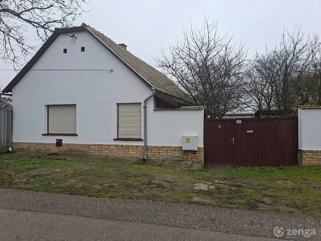 Eladó ház Bácsbokod 100 nm