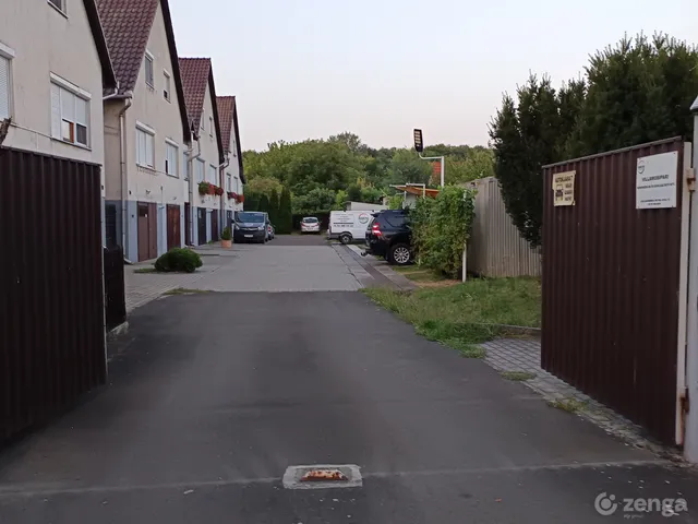 Eladó ház Jászberény 106 nm