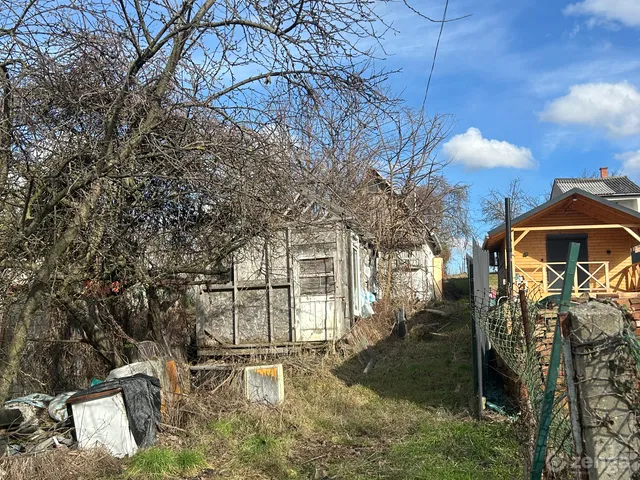 Eladó üdülő és hétvégi ház Kaposvár, Lonkahegy 15 nm