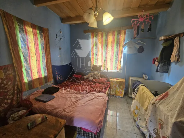 Eladó ház Újszász 31 nm