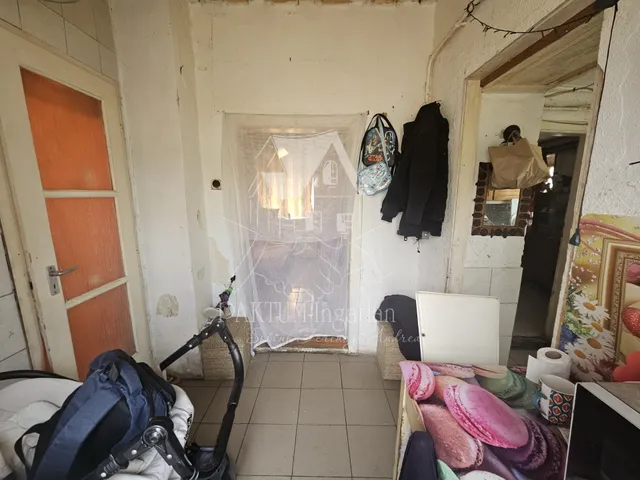 Eladó ház Újszász 31 nm