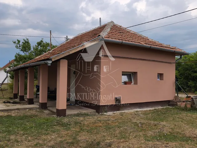 Eladó ház Rákócziújfalu 36 nm