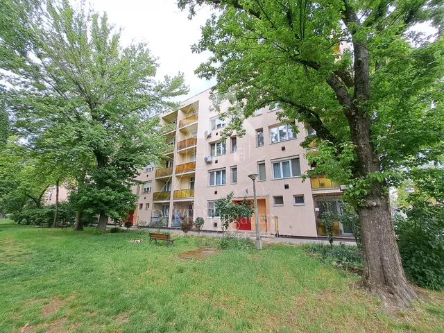 Eladó lakás Szolnok 54 nm