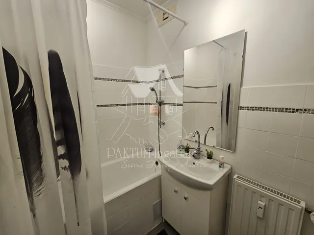 Eladó lakás Szolnok 54 nm