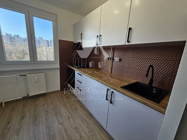 Eladó lakás Szolnok 41 nm