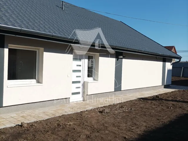 Eladó ház Szolnok 98 nm