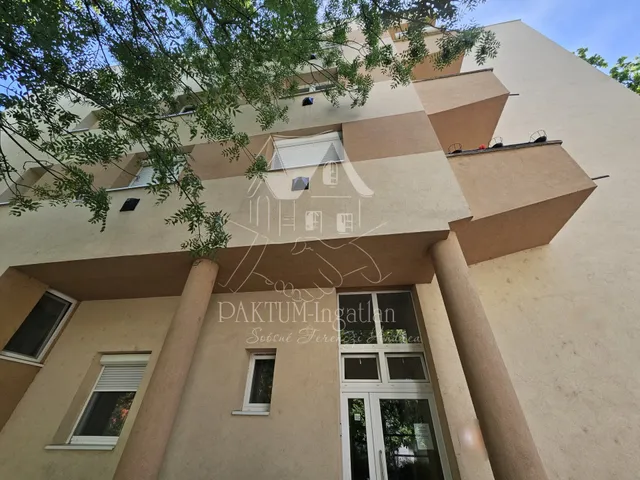 Eladó lakás Szolnok 37 nm