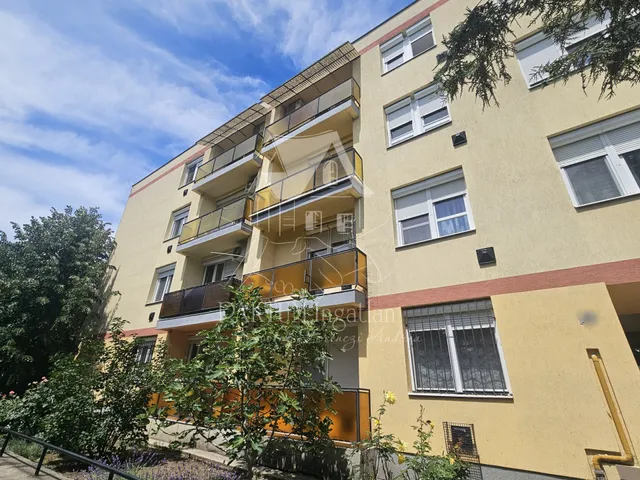 Eladó lakás Szolnok 58 nm