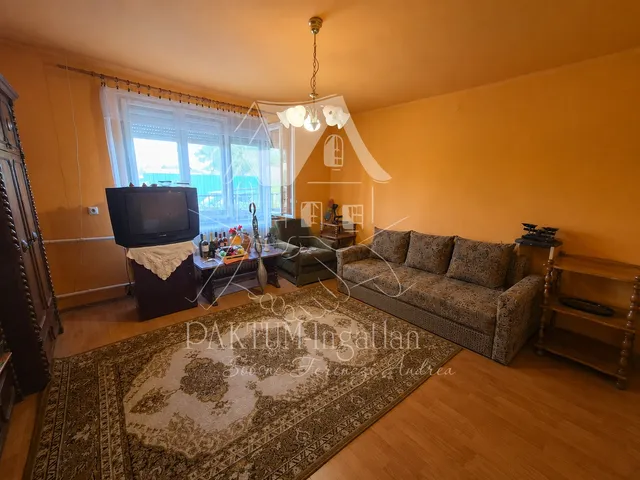 Eladó ház Tiszaföldvár 78 nm