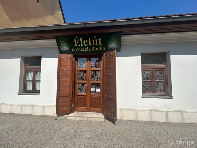 Eladó kereskedelmi és ipari ingatlan Győr, Sziget 46 nm