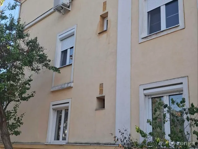 Eladó lakás Tata, Kertváros 54 nm
