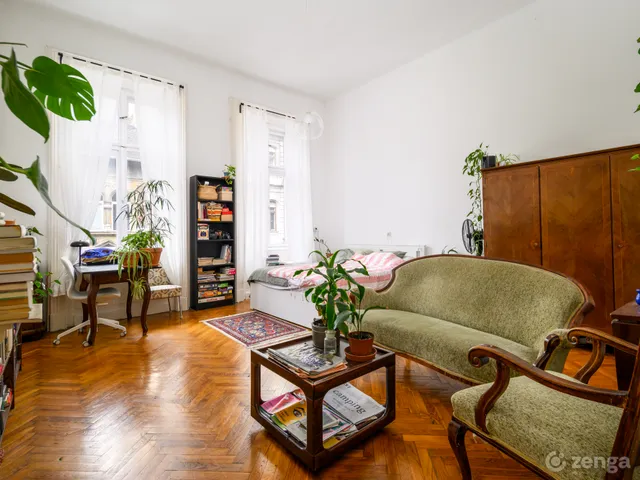 Eladó lakás Budapest VIII. kerület, II. János Pál pápa tér 84 nm