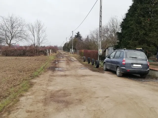 Eladó telek Szabadbattyán 800 nm